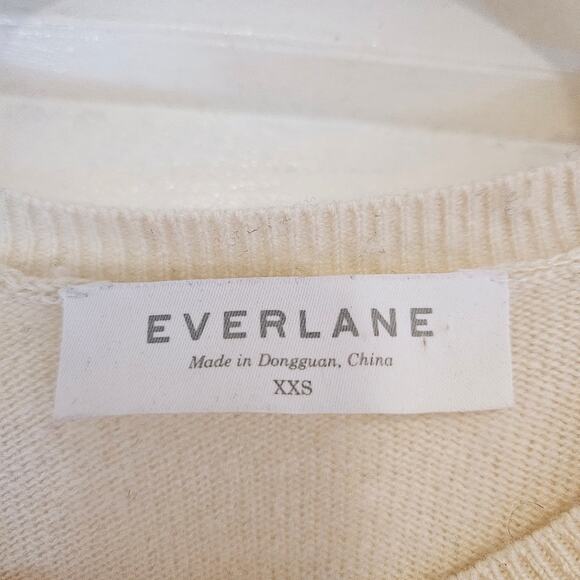 Everlane Lightweight Cashmere Sweater - Picture 3 of 6